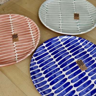 AZUL Concept Store | Casa Cubista | Assiette trait en terre cuite artisanale